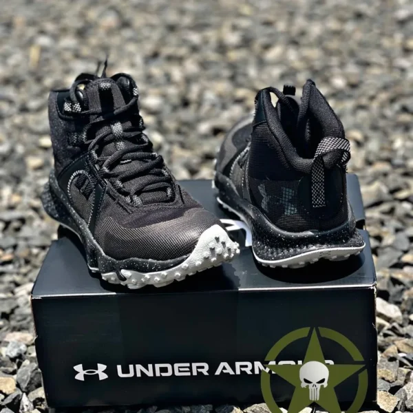 BOTA UNDER ARMOUR CHARGED MAVEN TREK
