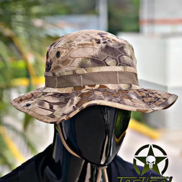 SOMBREROS