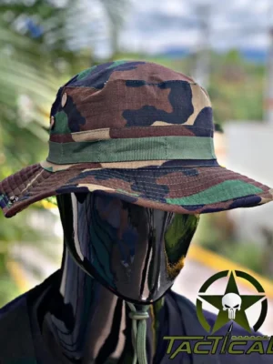 SOMBREROS