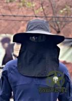 SOMBRERO CON CAPA