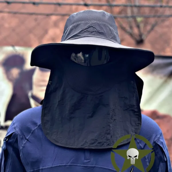 SOMBRERO CON CAPA