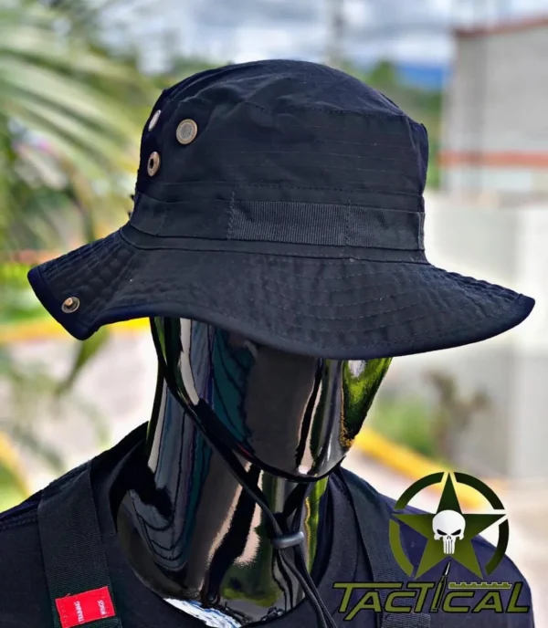 SOMBREROS