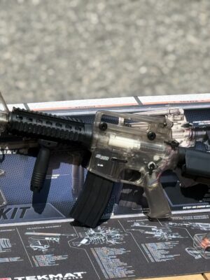 Rifle  Sig Sauer, Airsoft AEG y pistola 1911 de Cybergun (color: transparente)