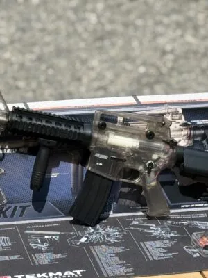 Rifle  Sig Sauer, Airsoft AEG y pistola 1911 de Cybergun (color: transparente)