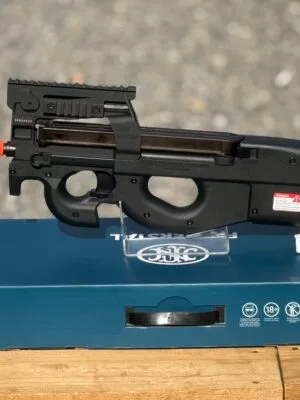 Pistola Cybergun FN con retroceso de gas con licencia P90 PDW V3