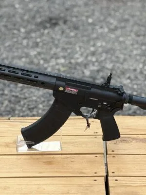 Rifle de airsoft AEG AR-47 QBS estándar totalmente metálico CYMA