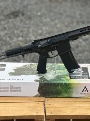 Rifle Airsoft Arcturus Karambit Lite Mod1 PDW AEG con riel M-LOK y MOSFET FE