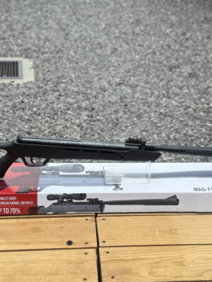 Rifle de copas Crosman Mag-Fire Mission calibre .22
